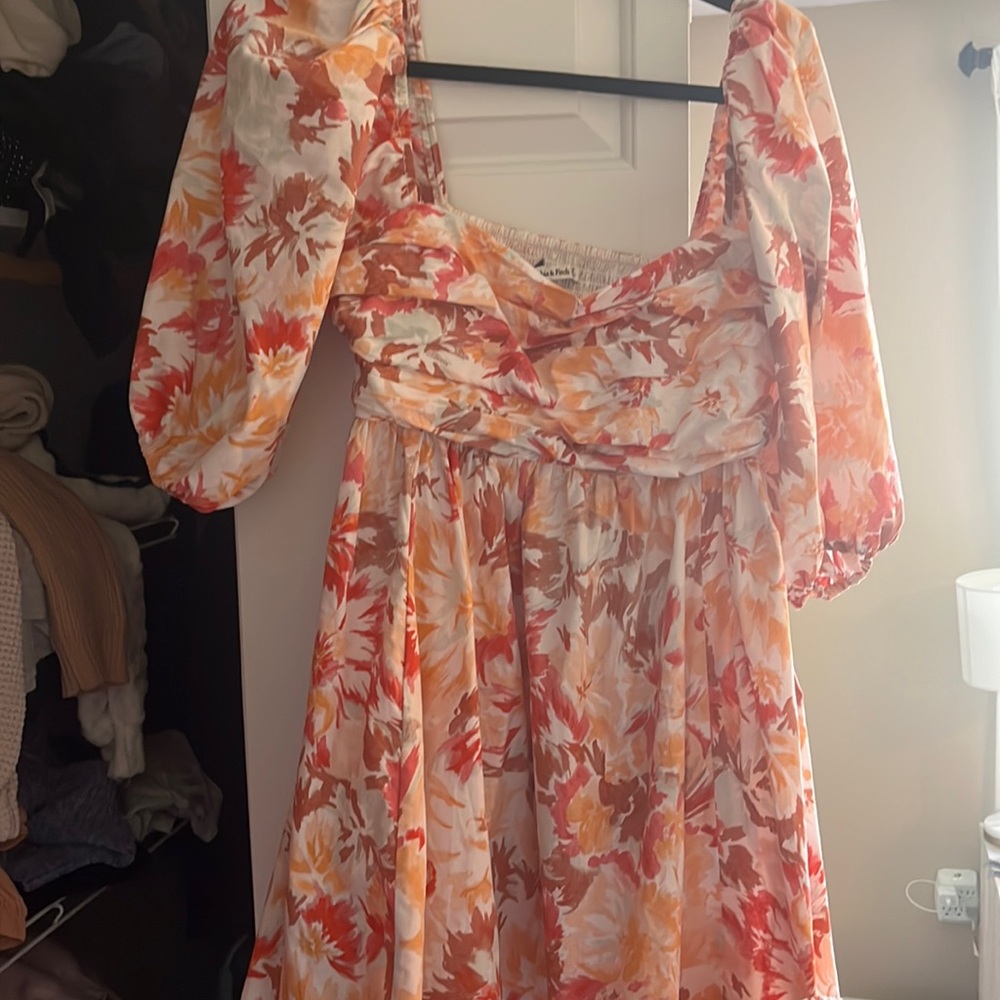 Floral ruched puff sleeve dress